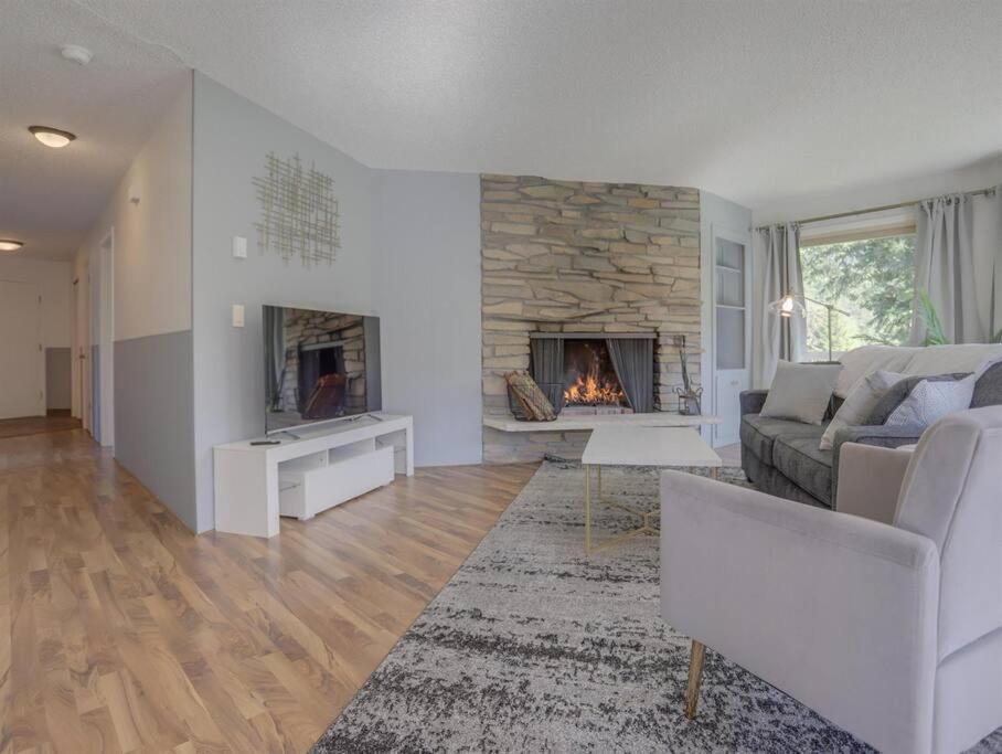 Ski-Mount Hood Charm-Welches,Golf And Ski Resort Condo,W&D, Wifi,Near Woods,Hiking,Fishing Mount Hood Village エクステリア 写真